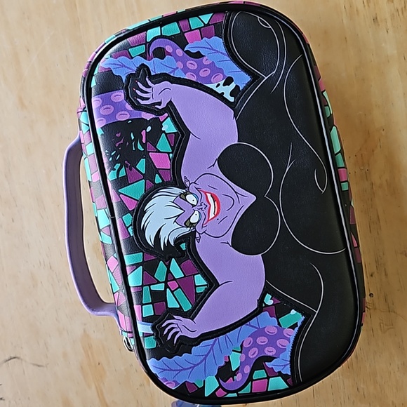 DISNEY URSULA COSMETIC CASE - Picture 12 of 13